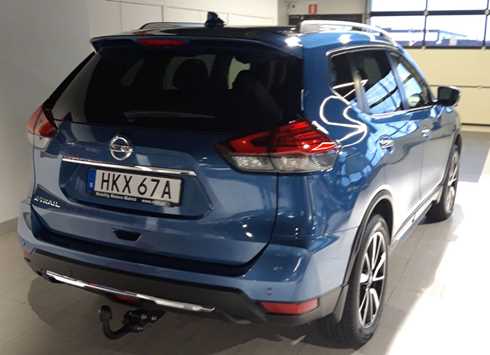 Blå metallic Nissan X-Trail stulen vid Almåsa fritidsby öster om Malmö